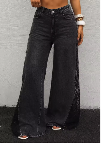 Scalloped lace hem